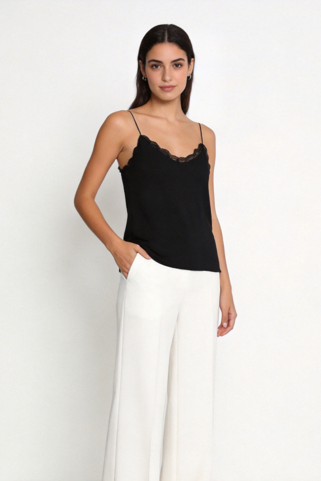 Top Cami de Alças com Pormenor de Renda
