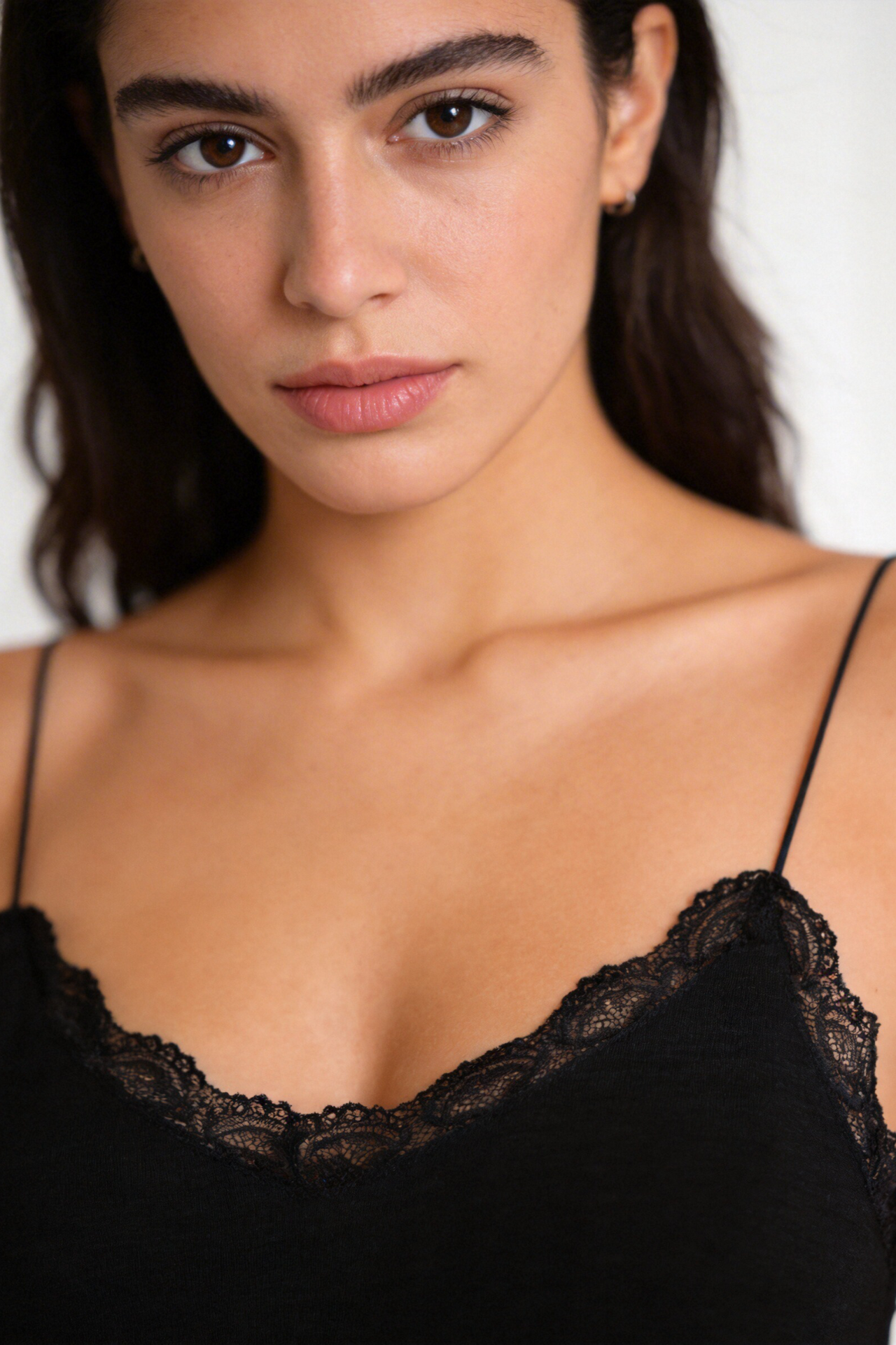 Top Cami de Alças com Pormenor de Renda