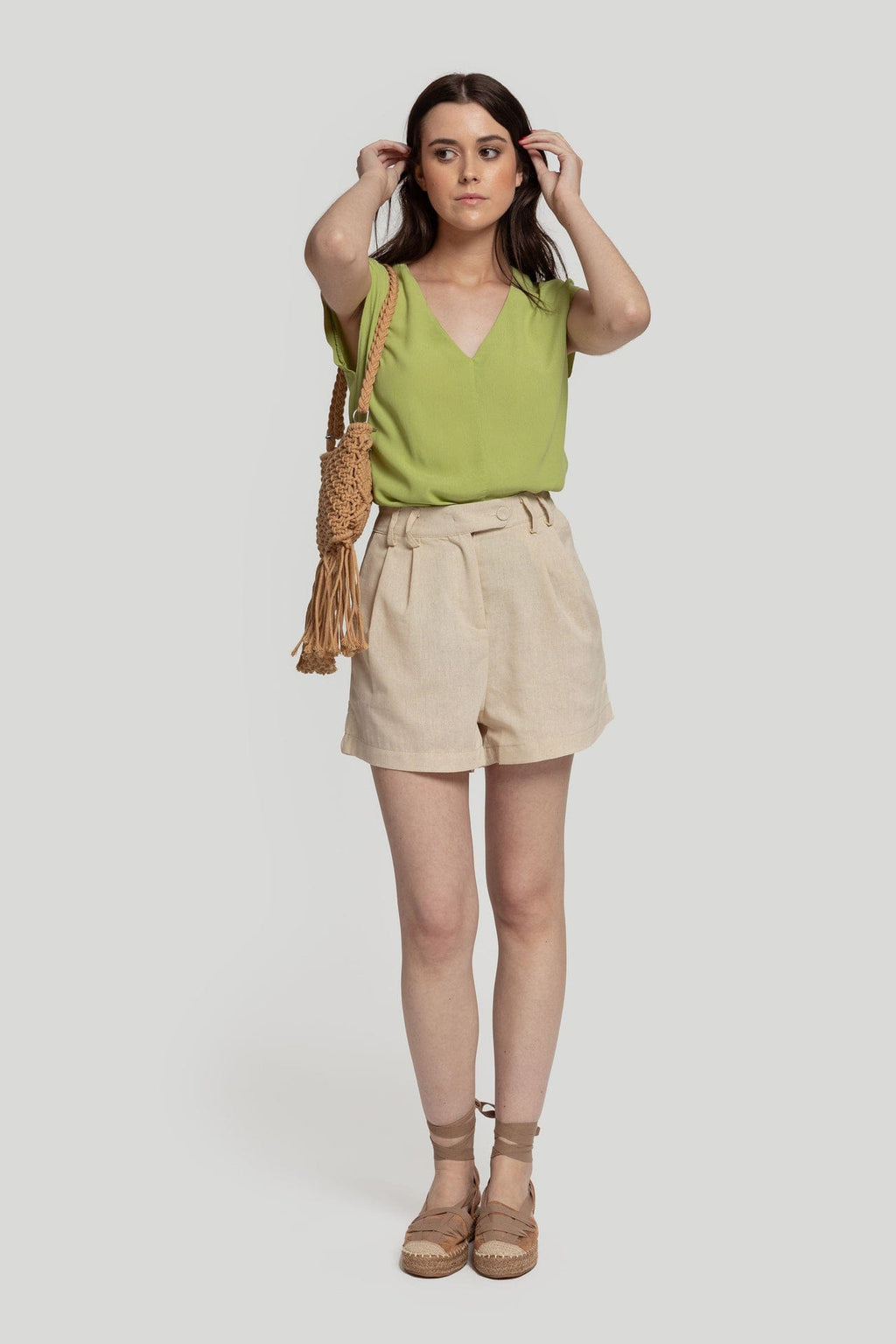 Shorts Cintura Subida em Linho Natural