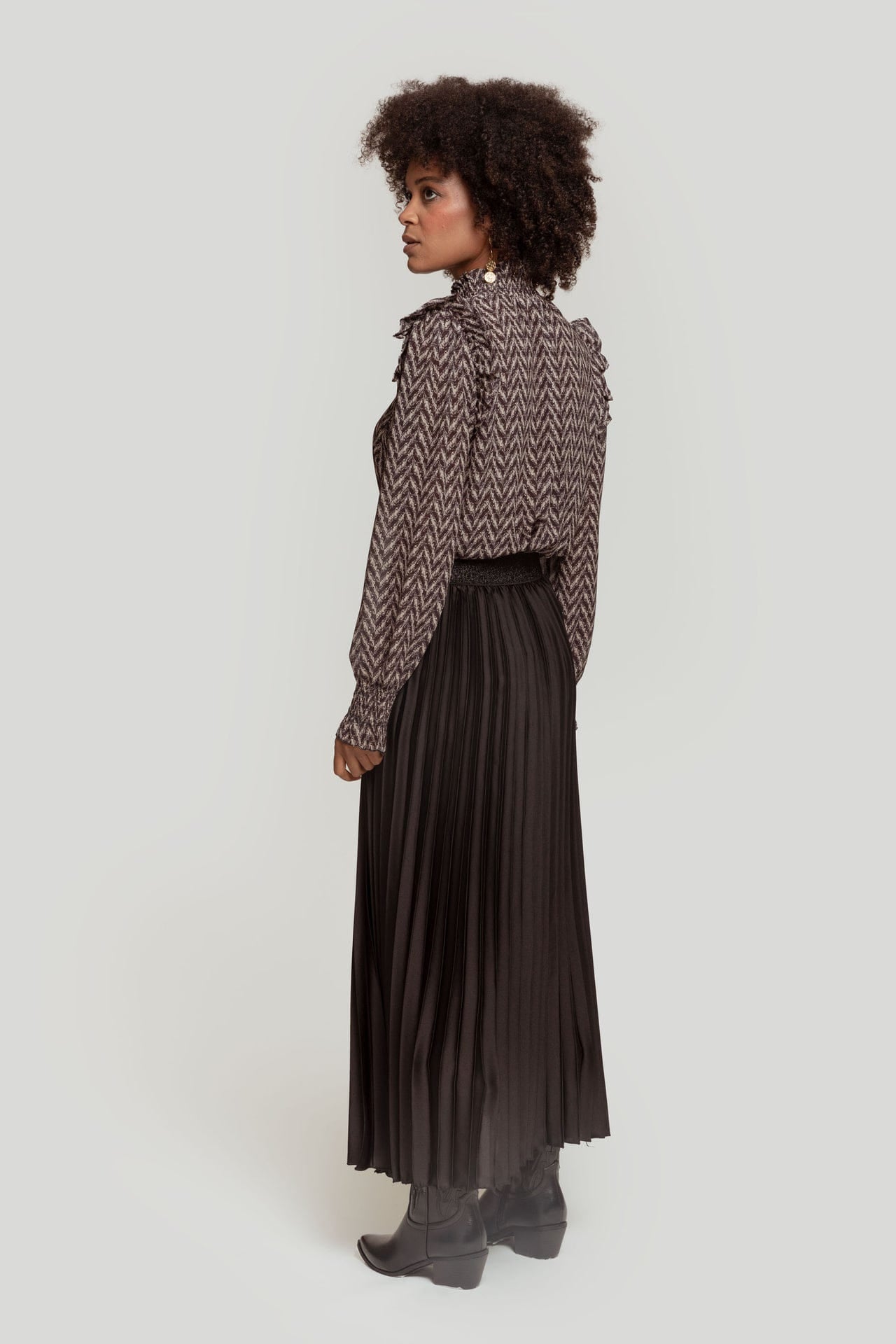 Black Pleated Glow Skirt
