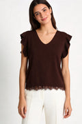 Blusa com detalhes Rendados
